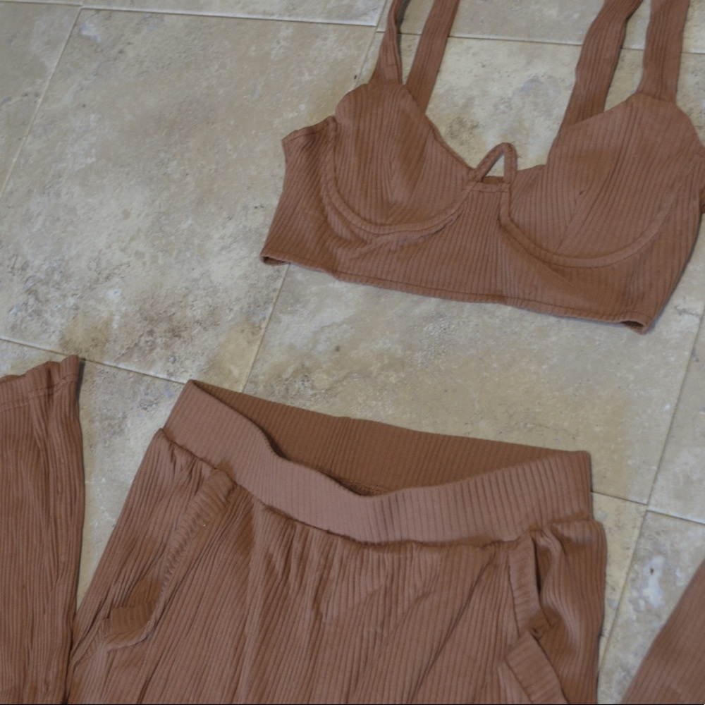 SheIn Laura Brown Ribbed Set Highwaist New - Picture 4 of 8